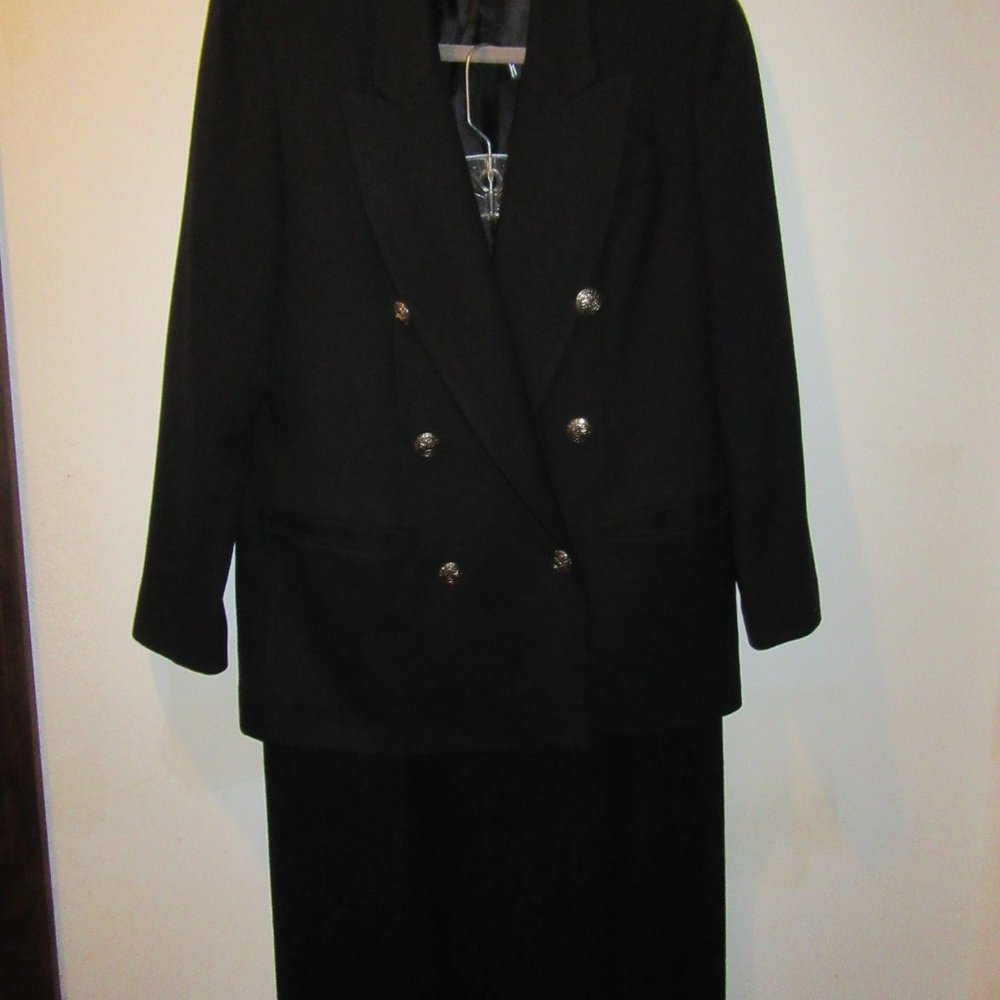 SUIT, WOOL JACKET AND SKIRT,  NYLON LINING,